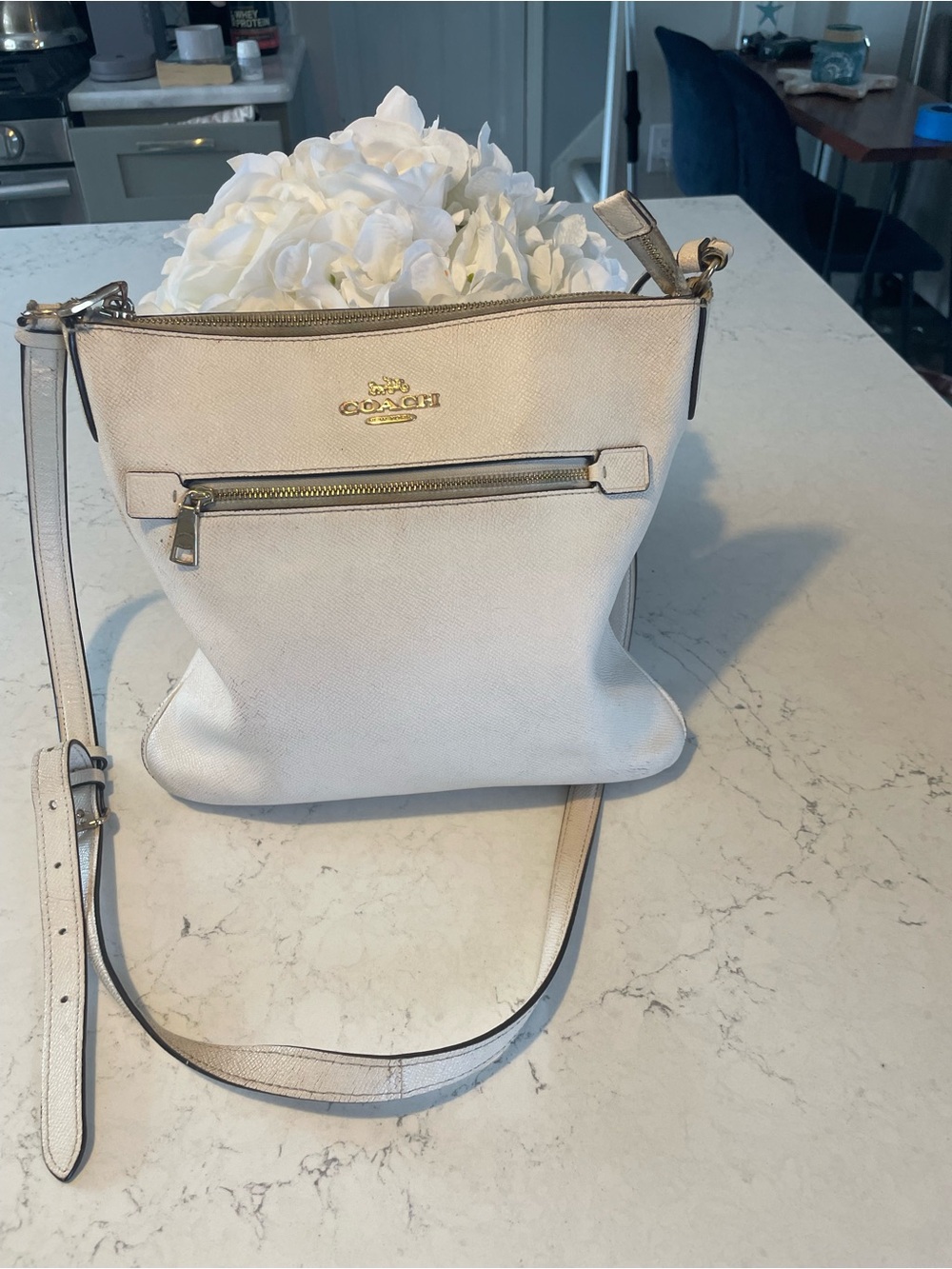 Coach Rowan File Bag - Picture 2 of 8